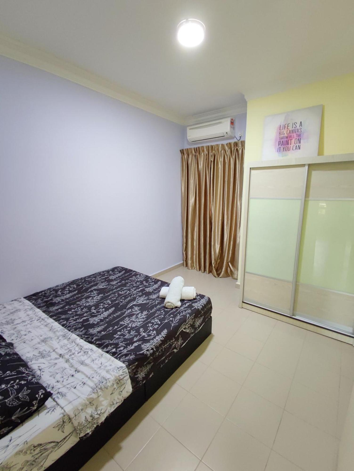 Jojo Homestay Tiara Residence Desaru Eksteriør bilde